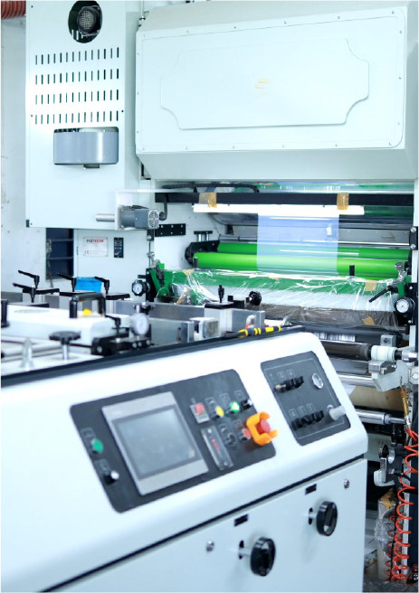 Focus print & pack packaging machine image